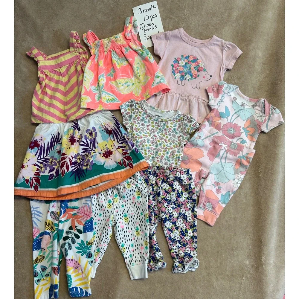 105 Piece Baby Girl Clothing Lot 3 Month Carters Gerber Old Navy Mixed Separates